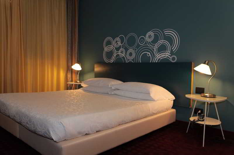 Hotel Mirage Флоренция Экстерьер фото