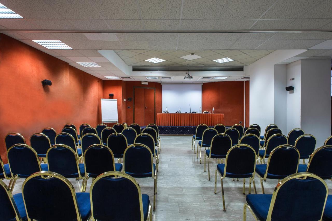 Hotel Mirage Флоренция Экстерьер фото