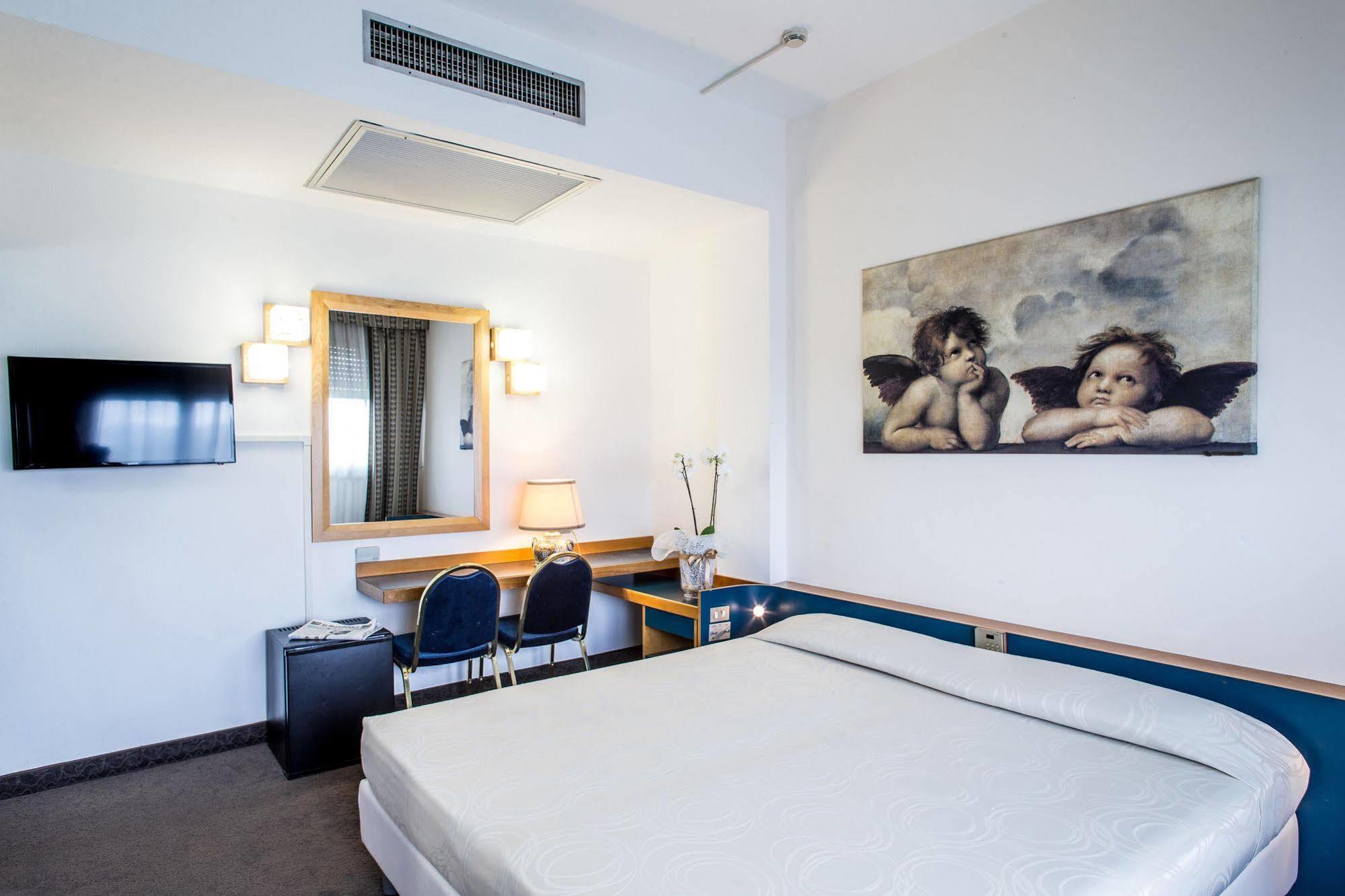 Hotel Mirage Флоренция Экстерьер фото